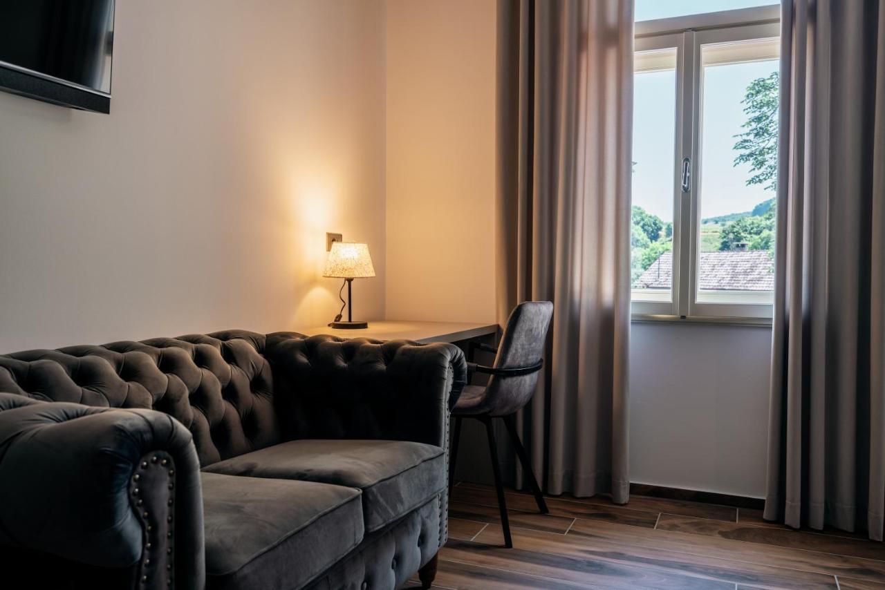 Dvorec Gregorcic Šmarješke Toplice Exteriér fotografie